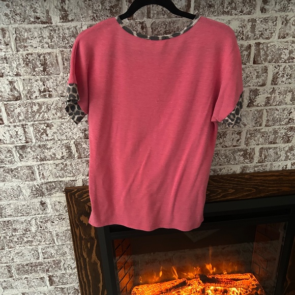 Pink shirt - Picture 2 of 2